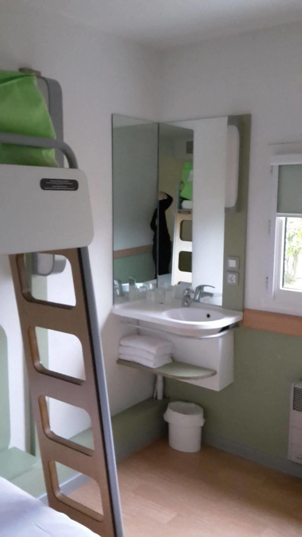 Ibis Budget Bourges Eksteriør bilde